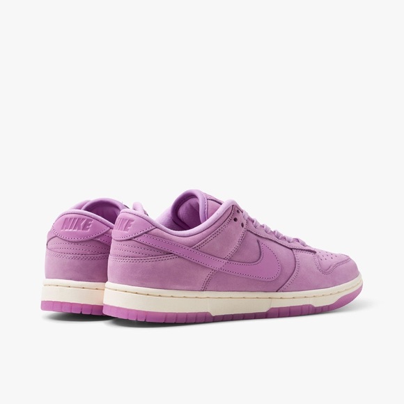 Nike
Nike Women's Dunk Low PRM MF / Rush Fuchsia | NEW/NIB!! 👟💜👟💜 - Picture 5 of 12